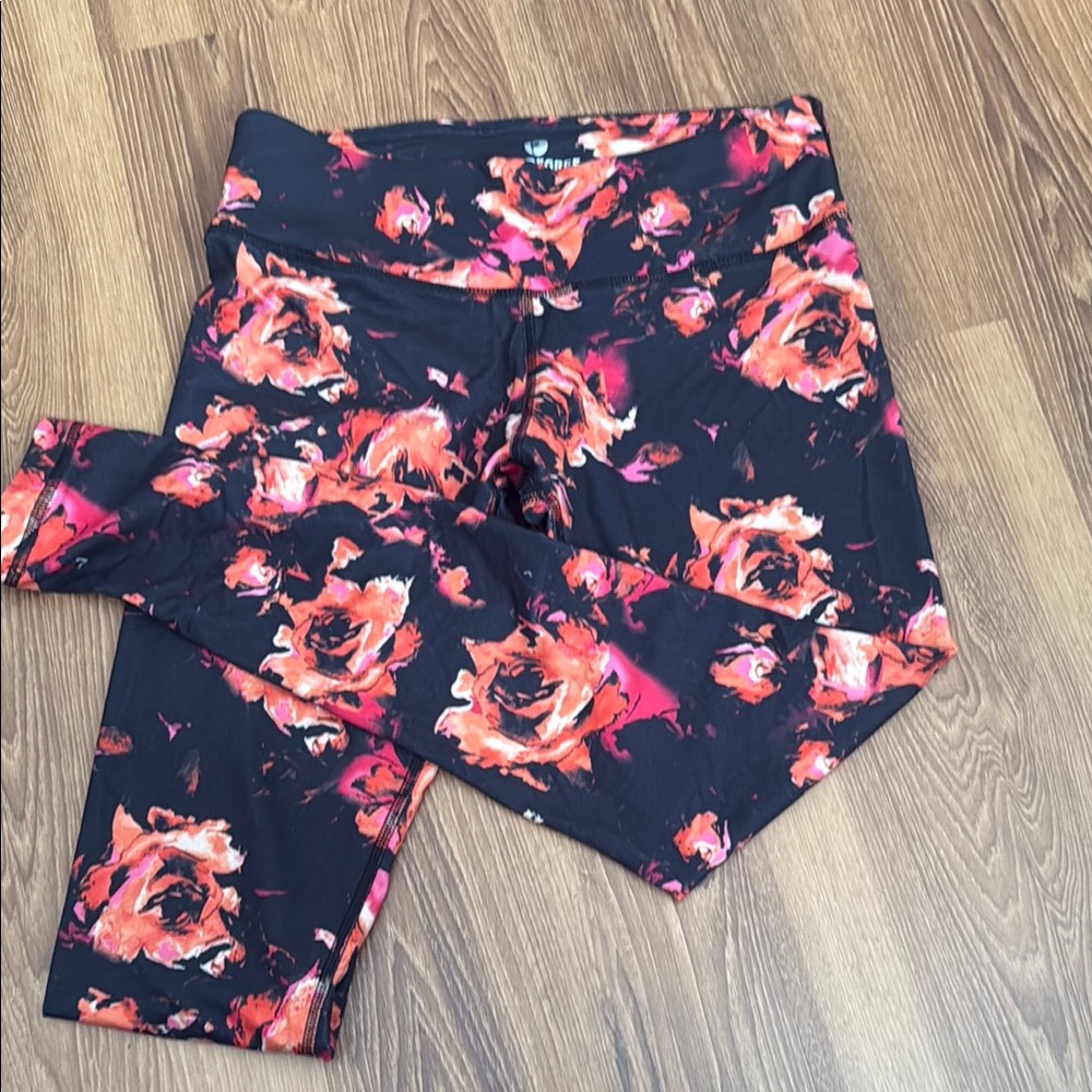 90 Degree By Reflex Black and Red Leggings High Waist Athletic